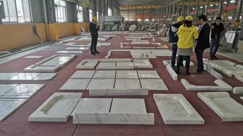 小标题：了解市场行情，知己知彼